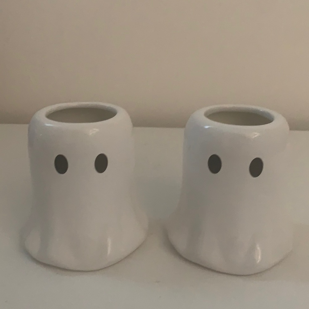 Halloween DW Home Spooky Vanilla Cupcake Scented Candle Set Of (2) Brand New.